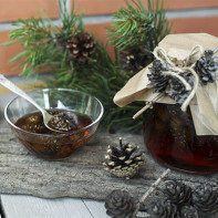 Photo of jam from pine cones 3