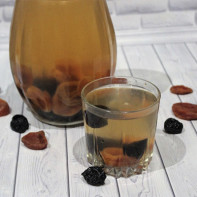 Bilde av tørket fruktkompott