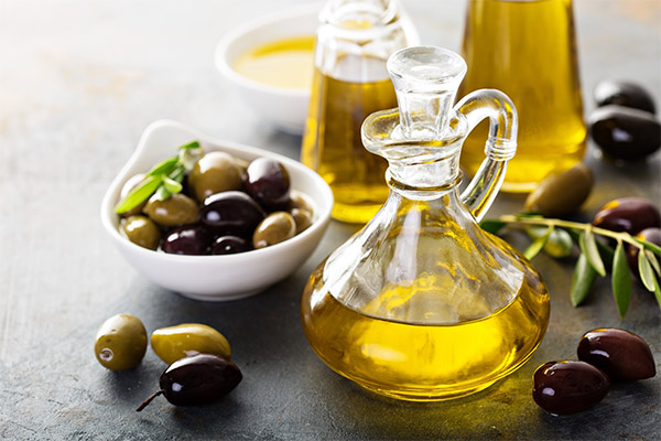 Folk medicine recipes based on olive oil