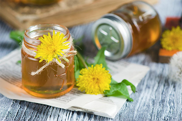 Dandelion jam in the multicooker
