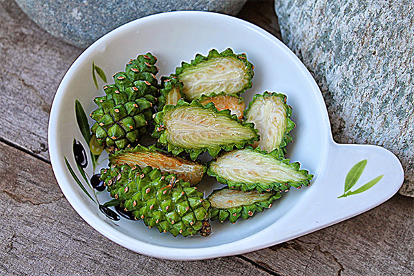 The use of pine cones in cosmetology