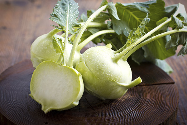 The benefits and harms of kohlrabi