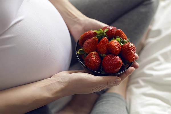 Strawberries during pregnancy