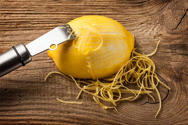 The benefits of lemon peel