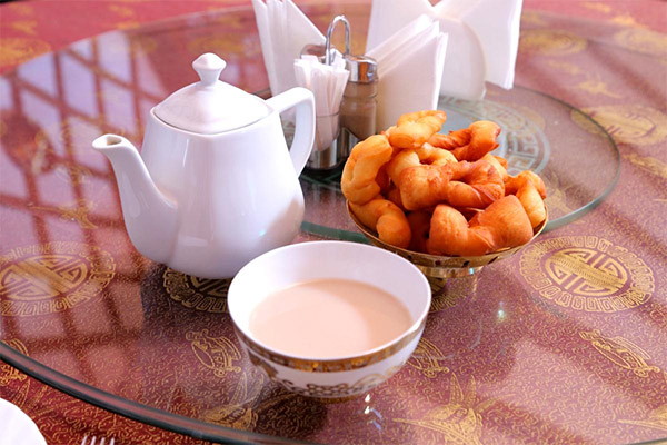 Slik brygger du Kalmyk te