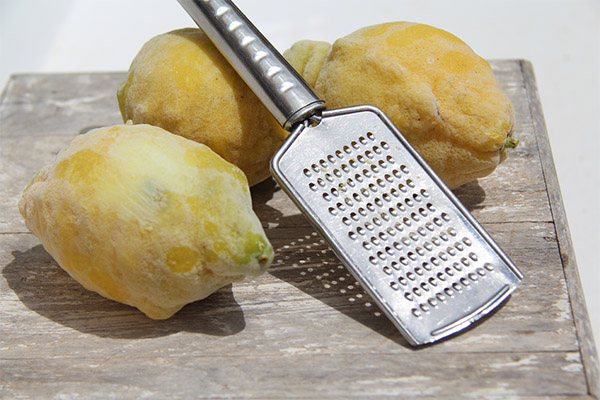 Fordelene og skadene med frossen sitron