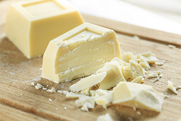 Hvordan velge og lagre hvit sjokolade