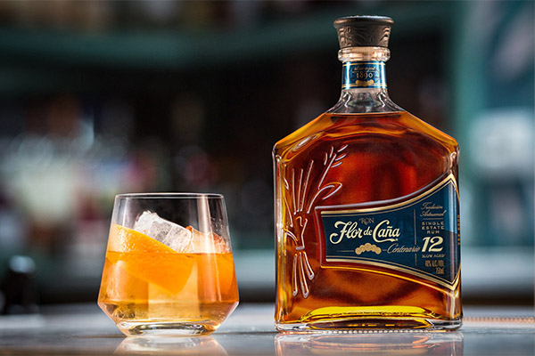 Hva drikker de og hvordan spiser de rum