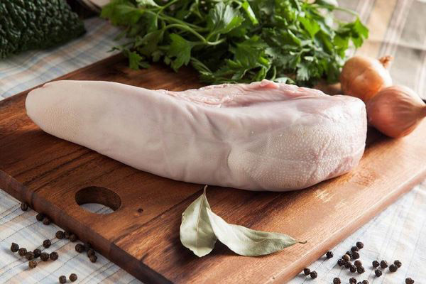 Quins productes carnis poden i no s’han de consumir amb gastritis