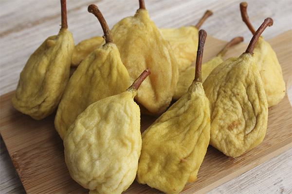 Hva kan tilberedes av tørkede pærer